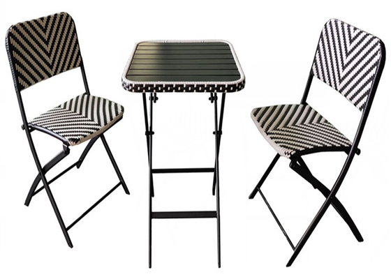 Satz-Metallrahmen-Falte Garten-des im Freien Stahlspitzentabellen-geflochtenen Stuhls